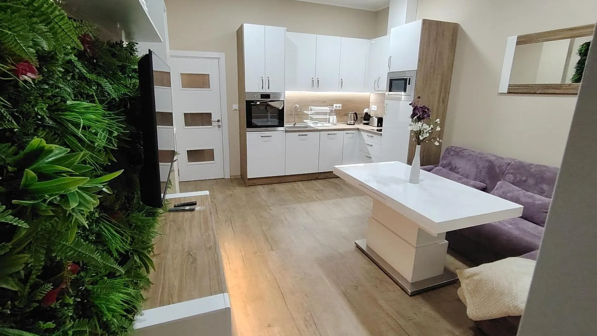 Дени Хоум Бургас Appartement